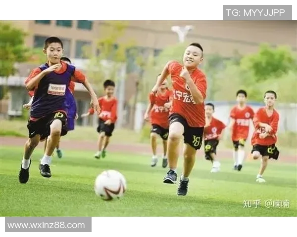 如何正确佩戴足球护腿板以确保最佳保护效果和舒适度 如何正确佩戴足球护腿板以确保最佳保护效果和舒适度